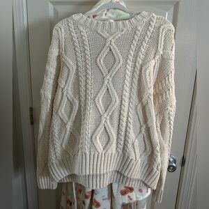 Oversized Women’s Sweater in Beige